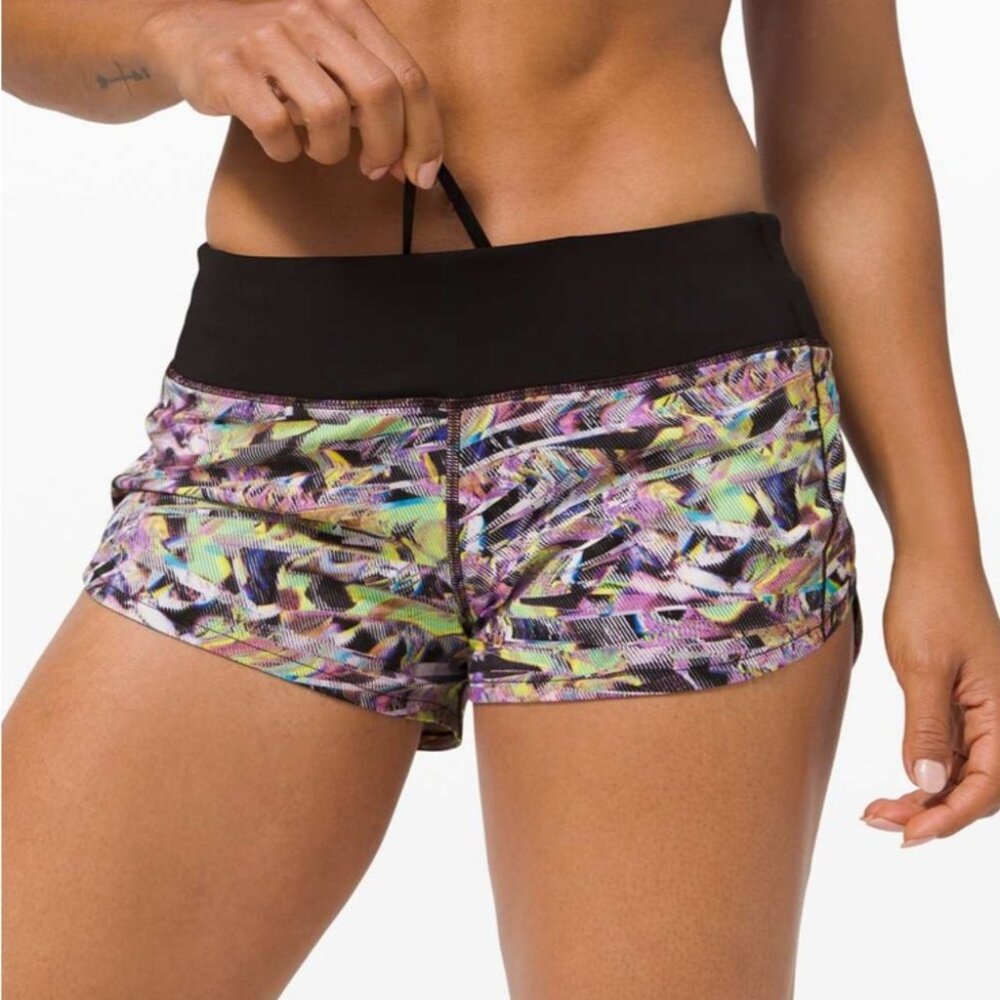 NWT Lululemon Speed Up Short 2.5” *SeaWheeze Size 8 Super Sonic Alpine White